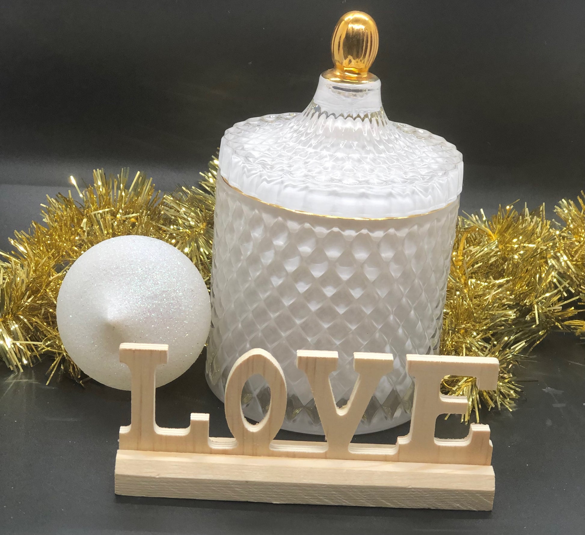 Large French Cut Luxury Candle  image 4