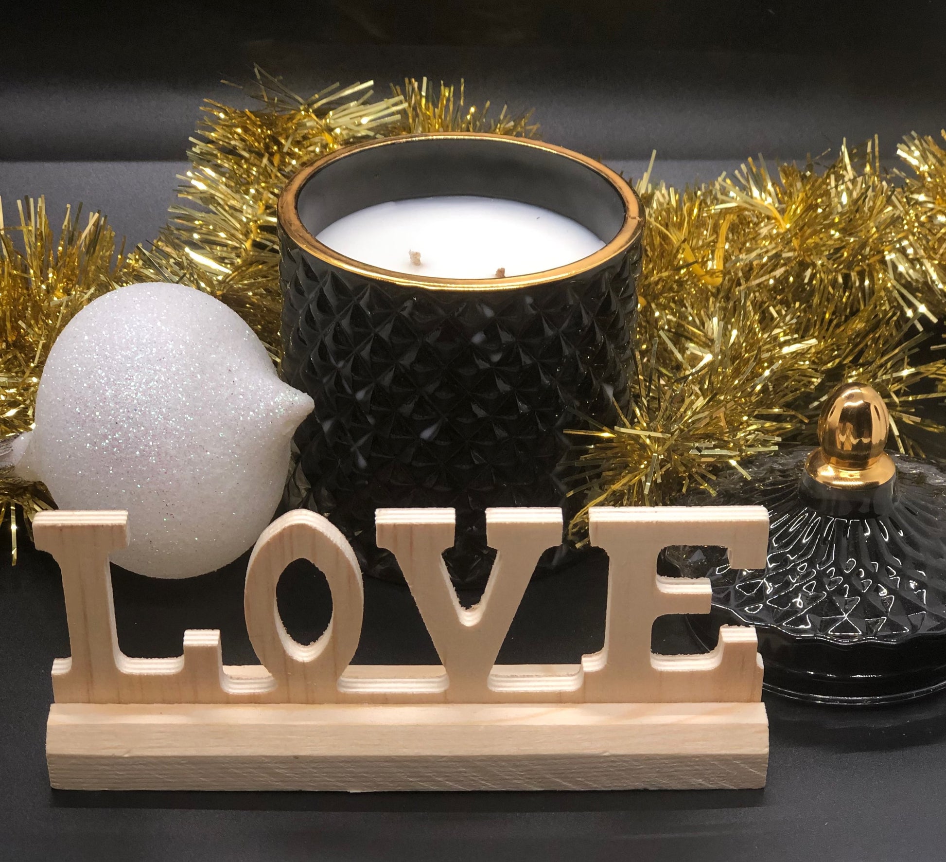 Large French Cut Luxury Candle  image 5